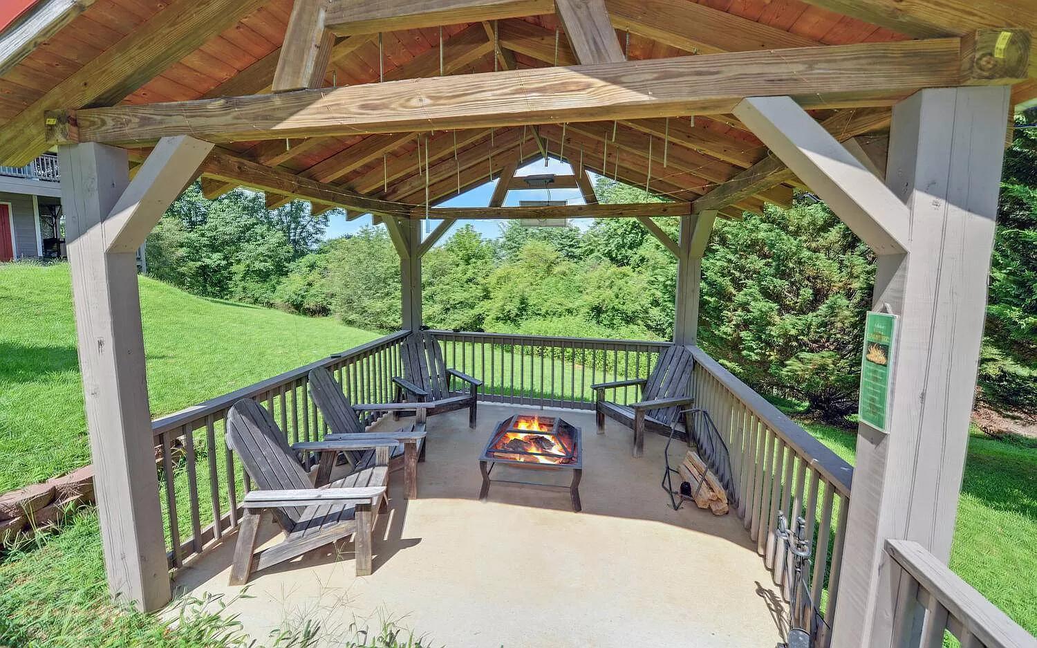 Birds Eye Cabin - Sunset & Starry Retreat Pet Friendly W Private Hottub, Fire Pit And Game Room Елиджей Екстериор снимка
